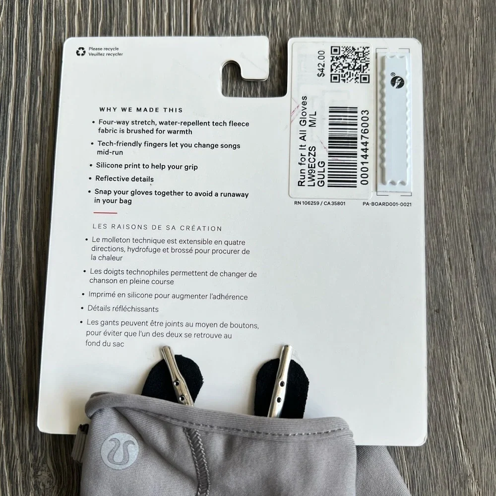 Lululemon Run for It All Gloves in Gull Grey